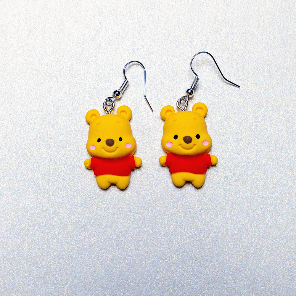 Amazon.com: Inverness 14K Disney Winnie The Pooh Earrings: Clothing, Shoes  & Jewelry